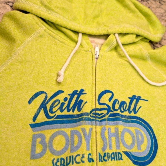 Keith Scott One Tree Hill (OTH) Body Shop Green Zip Up Women's Hoodie - … - Picture 1 of 6